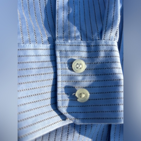 Calvin Klein Men’s Large Dress Shirt - Picture 5 of 7